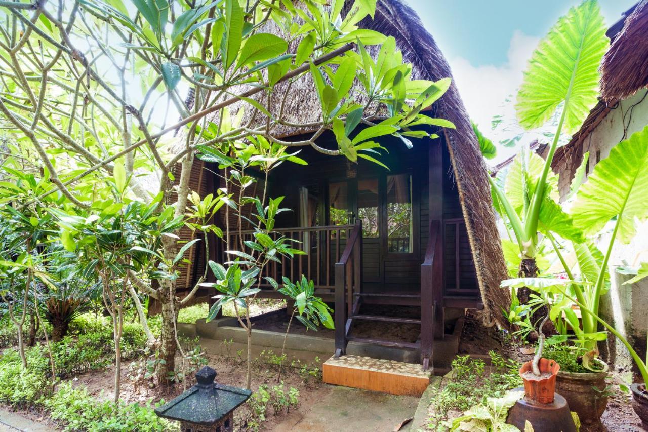 Adi Bungalow Lembongan Exteriör bild