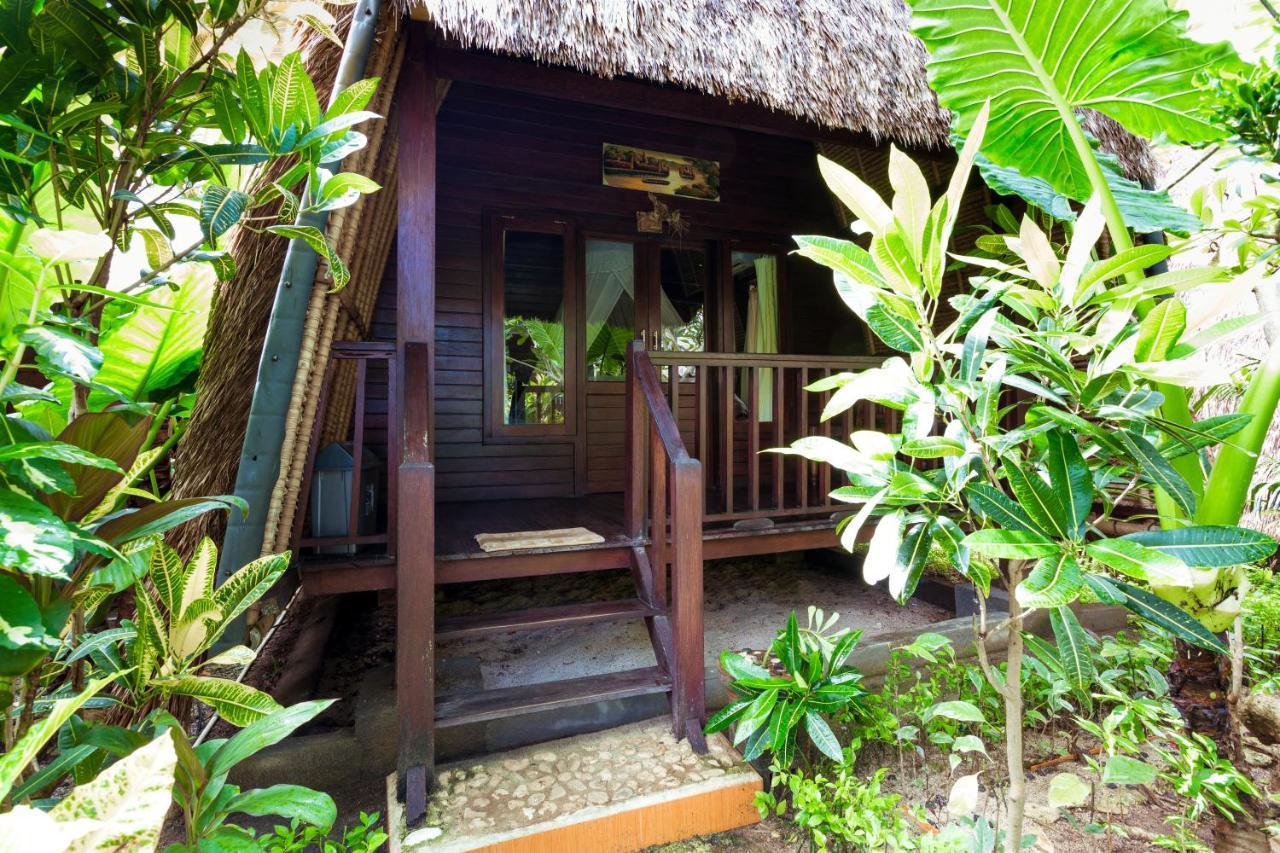 Adi Bungalow Lembongan Exteriör bild